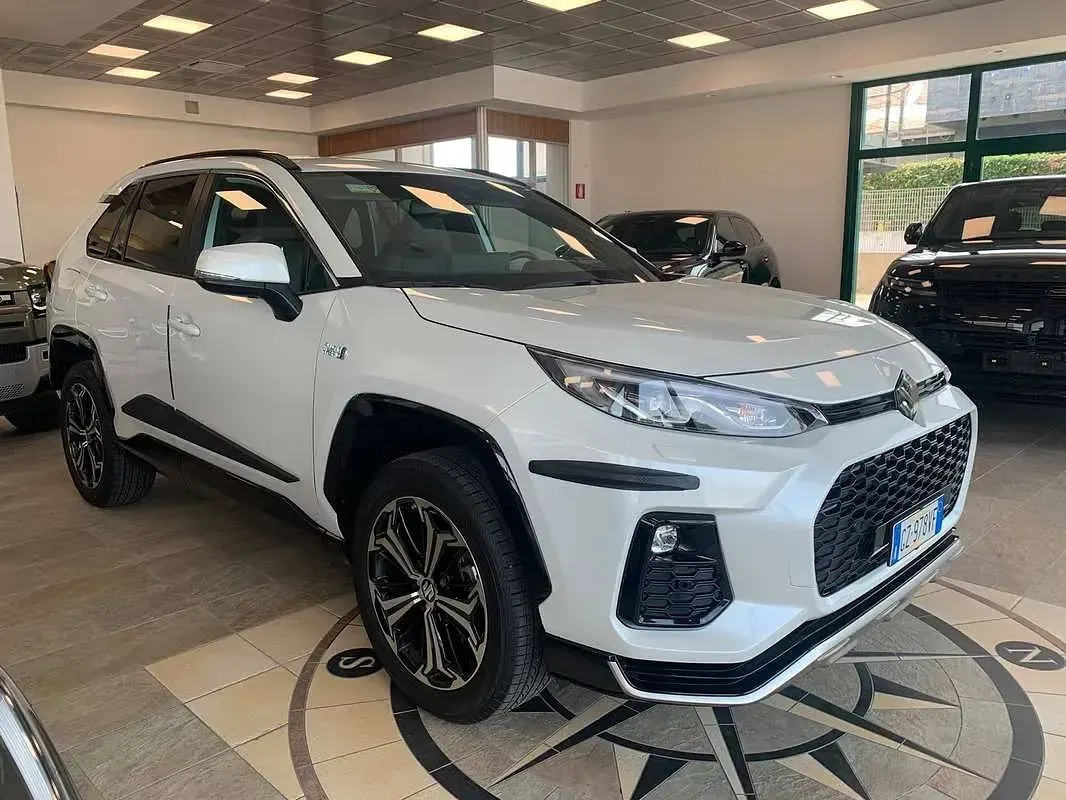 Usata Suzuki Across 185 CV (136 kW) 2025 Bianco SUV