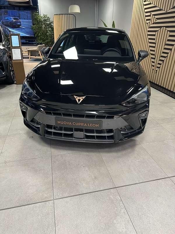 Usata Cupra Leon 150 CV (110 kW) 2024 Berlina