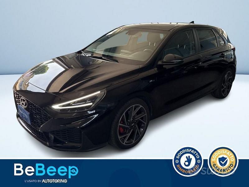Nero Usata 2023 Hyundai i30 N Line Tre volumi | 23.400 € (Ottimo prezzo) - Immagine 1/3