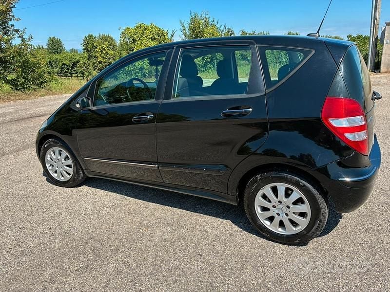Usata Mercedes A170 116 CV (85 kW) 2008 Nero Berlina