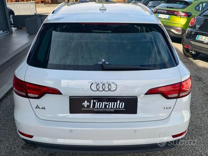 Usata Audi A4 Design 150 CV (110 kW) 2018 Bianco Station wagon