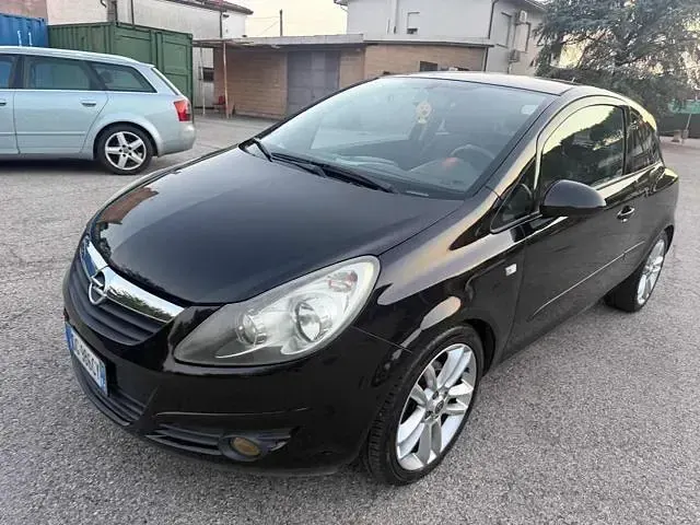Usata Opel Corsa Sport 90 CV (66 kW) 2007 Utilitaria