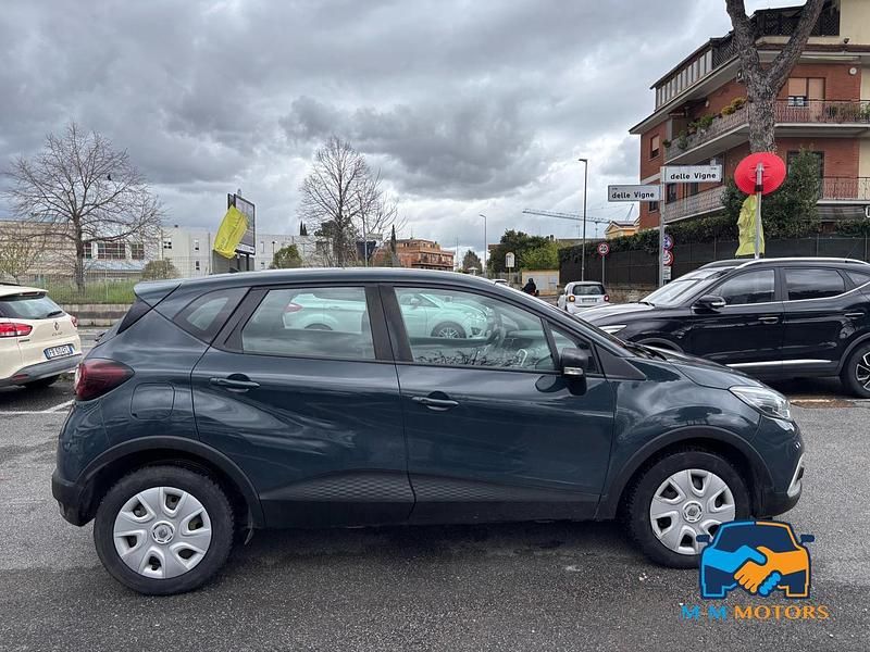 Usata Renault Captur Zen 90 CV (66 kW) 2018 Blu SUV