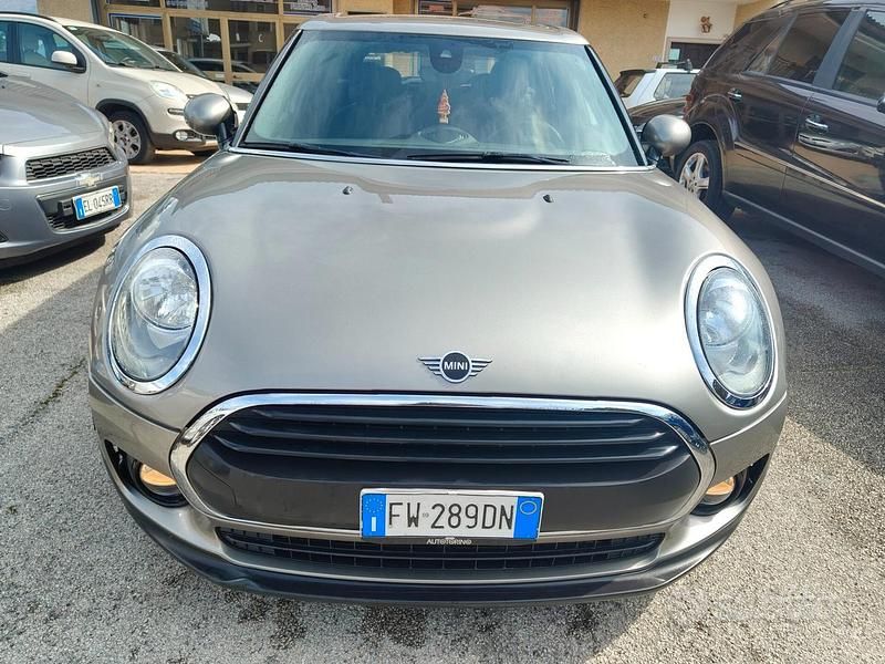 Usata Mini Cooper Clubman Hype 115 CV (84 kW) 2019 Grigio Station wagon