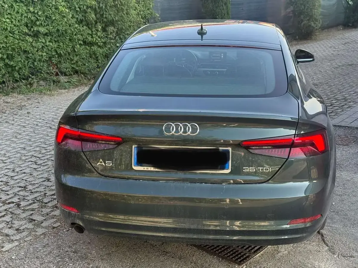 Usata Audi A5 Sportback Sport 150 CV (110 kW) 2019 Verde Utilitaria