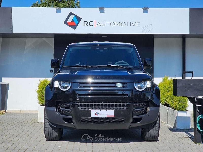 Usata Land Rover Defender SE Dynamic 200 CV (147 kW) 2021 Nero SUV