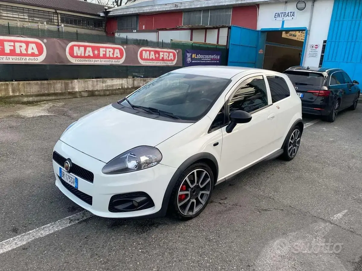 Usata Fiat Grande Punto Abarth 155 CV (114 kW) 2008 Bianco Utilitaria
