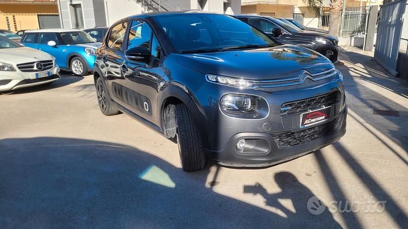 Usata Citroën C3 Shine 82 CV (60 kW) 2017 Grigio Berlina