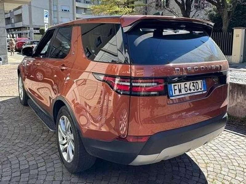 Usata Land Rover Discovery 5 HSE Luxury 241 CV (177 kW) 2018 Arancione SUV