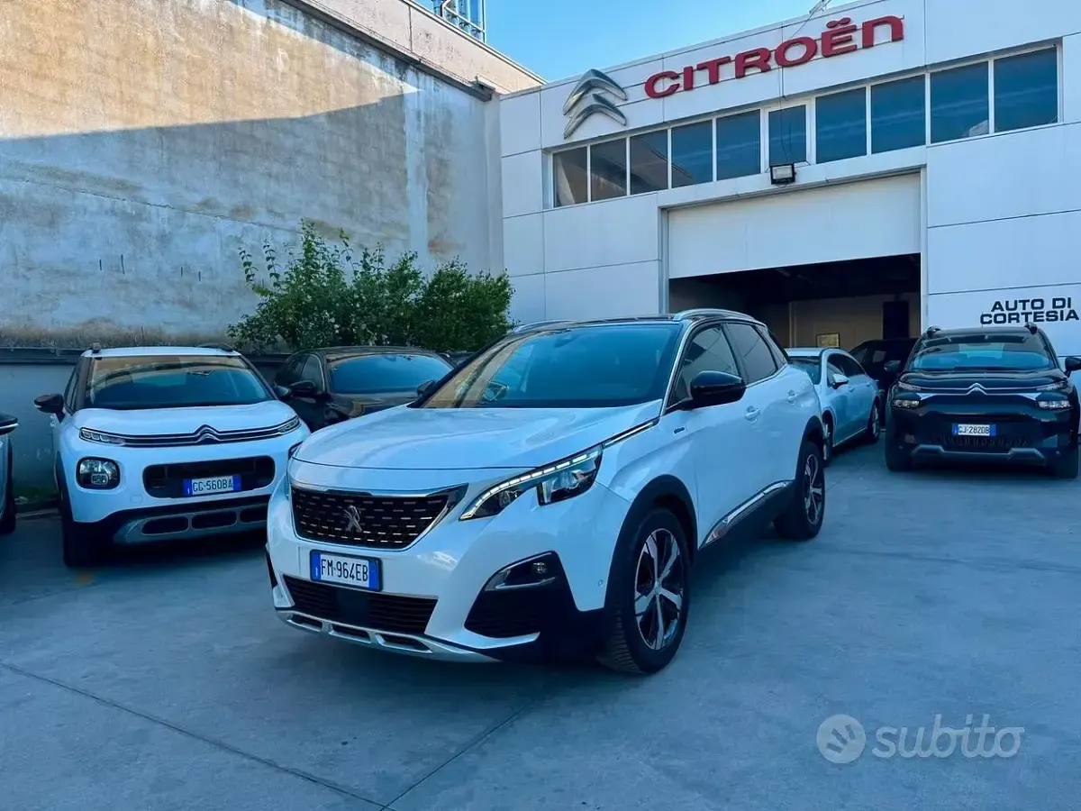 Usata Peugeot 3008 GT-line 120 CV (88 kW) 2017 Bianco SUV