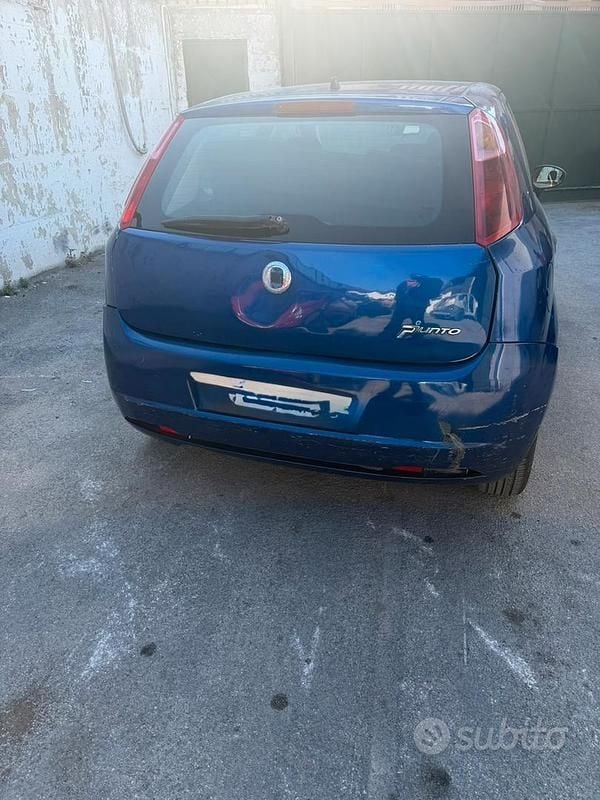 Usata Fiat Grande Punto 2007 Blu Utilitaria