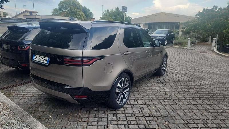 Usata Land Rover Discovery 5 SE Dynamic 249 CV (183 kW) 2021 SUV