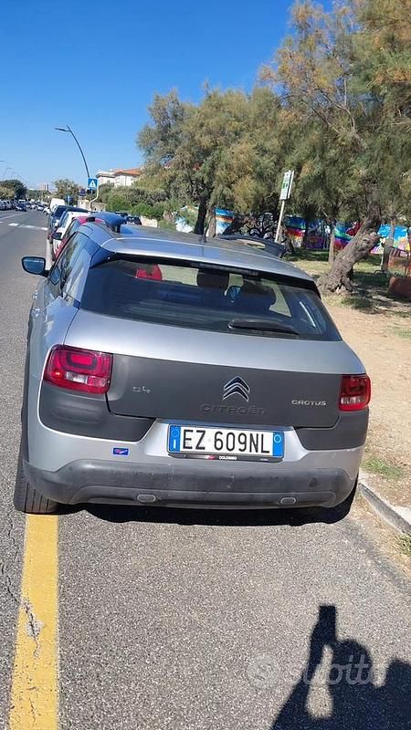Usata Citroën C4 Cactus 92 CV (67 kW) 2015 Grigio Utilitaria