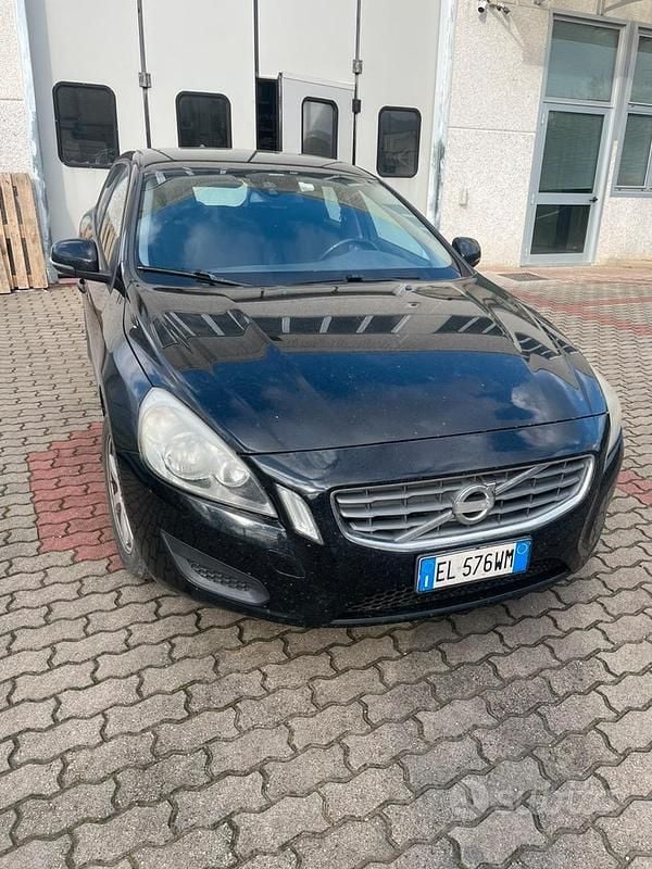 Usata Volvo V60 2012 Nero Station wagon