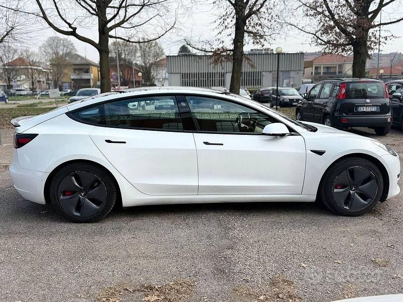 Usata Tesla Model 3 Standard Range 239 kW (325 CV) 2020 Bianco Berlina
