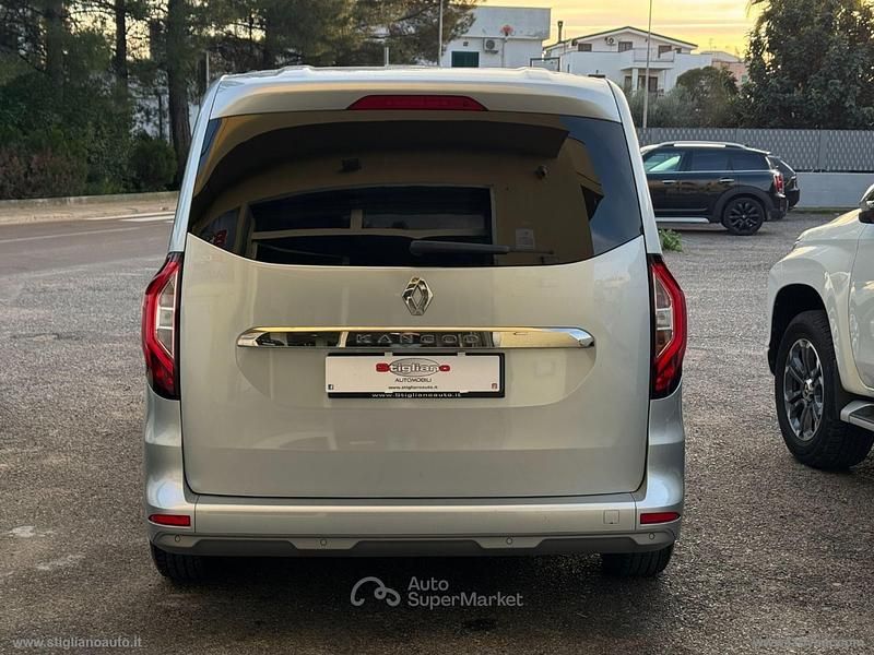 Usata Renault Kangoo Edition One 95 CV (69 kW) 2022 Argento Monovolume