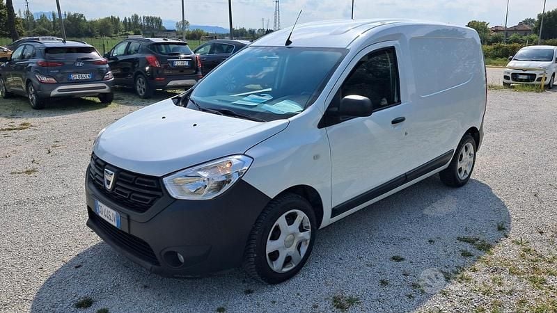 Usata Dacia Dokker 110 CV (80 kW) 2020 Bianco Monovolume