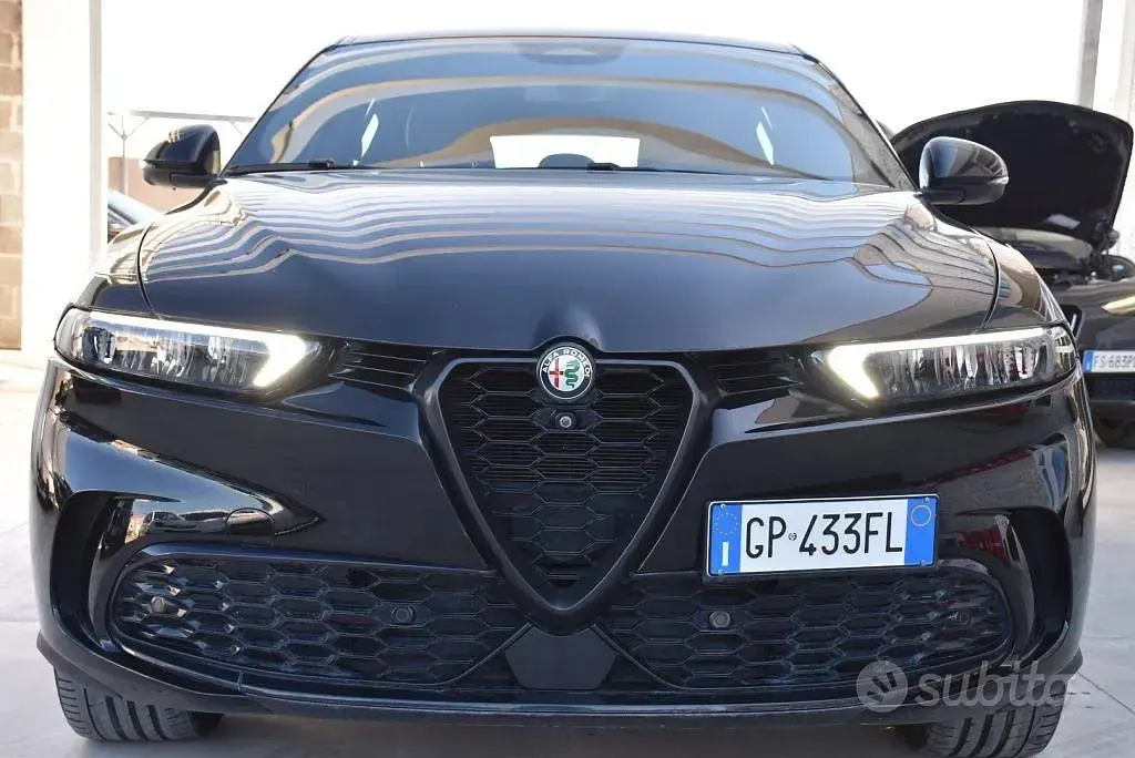 Usata Alfa Romeo Tonale Sprint 131 CV (96 kW) 2023 Nero SUV