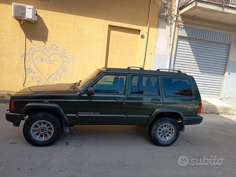 Usata Jeep Cherokee Limited 116 CV (85 kW) 1998 Verde SUV