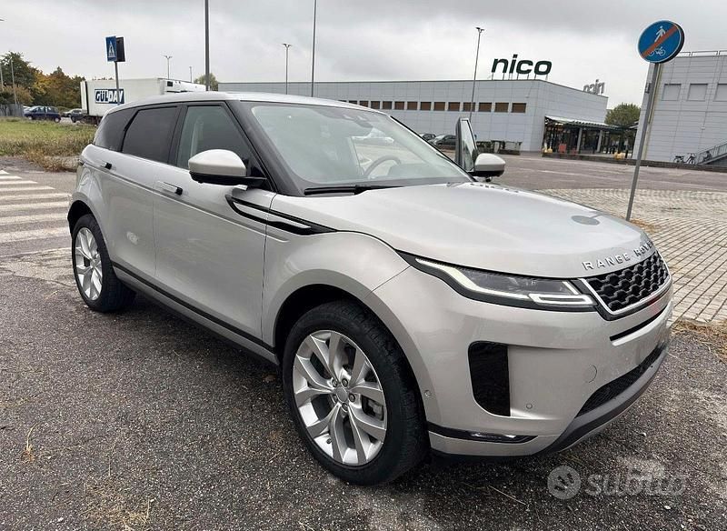 Usata 2019 Land Rover Range Rover evoque SE Tre volumi | 20.950 € (Buon prezzo) - Immagine 1/4