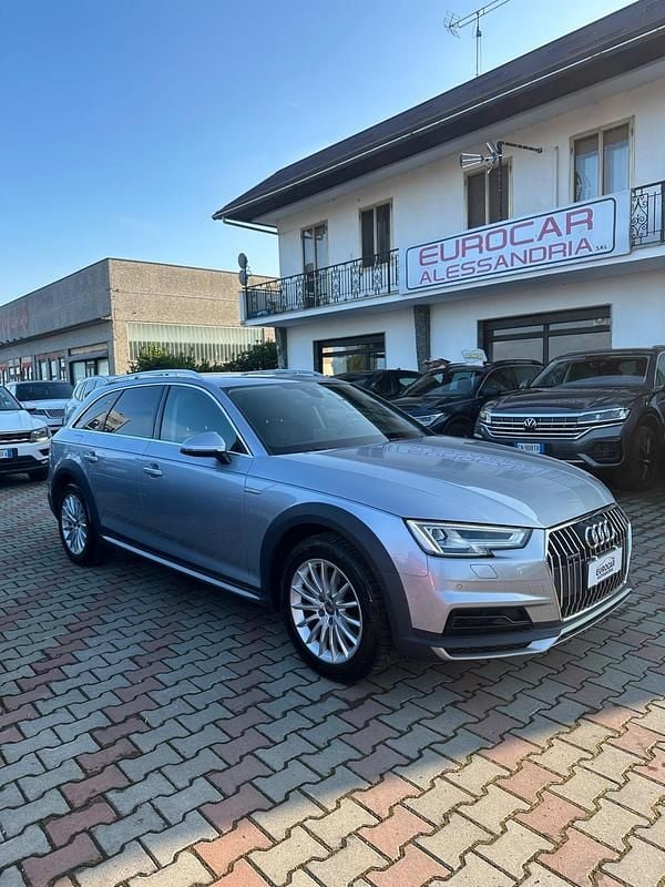 Usata Audi A4 Allroad Business 163 CV (119 kW) 2018 Argento Station wagon