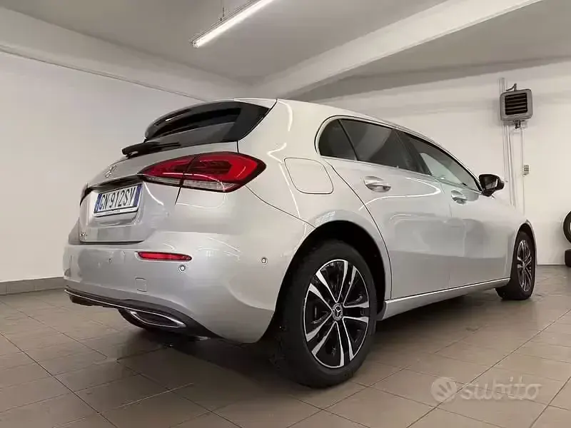 Usata Mercedes A250 Advanced 224 CV (164 kW) 2023 Grigio Berlina