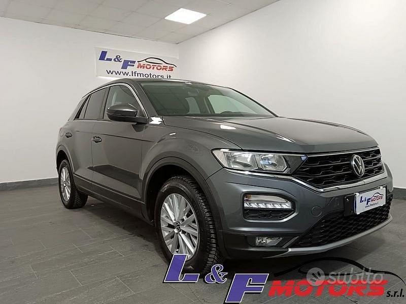 Usata VW T-Roc 150 CV (110 kW) 2021 Grigio SUV