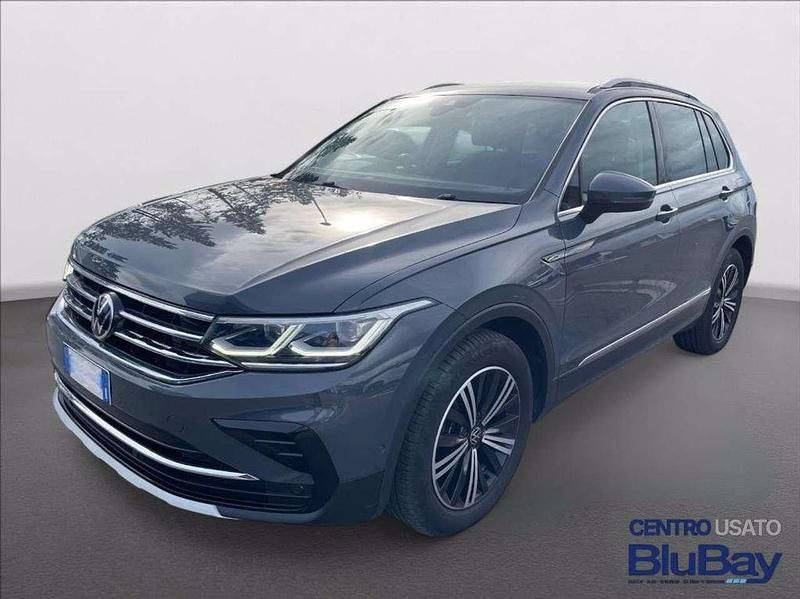 Usata VW Tiguan Life 150 CV (110 kW) 2021 Grigio SUV