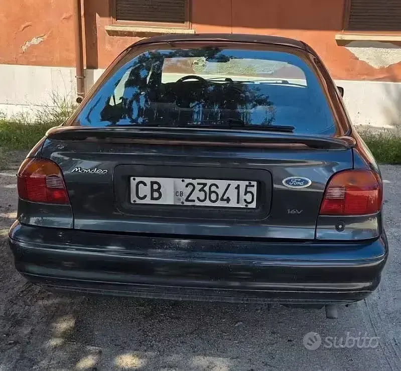 Usata Ford Mondeo 132 CV (97 kW) 1993 Berlina