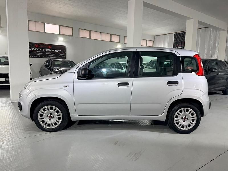 Usata Fiat Panda Easy 69 CV (50 kW) 2020 Argento Berlina