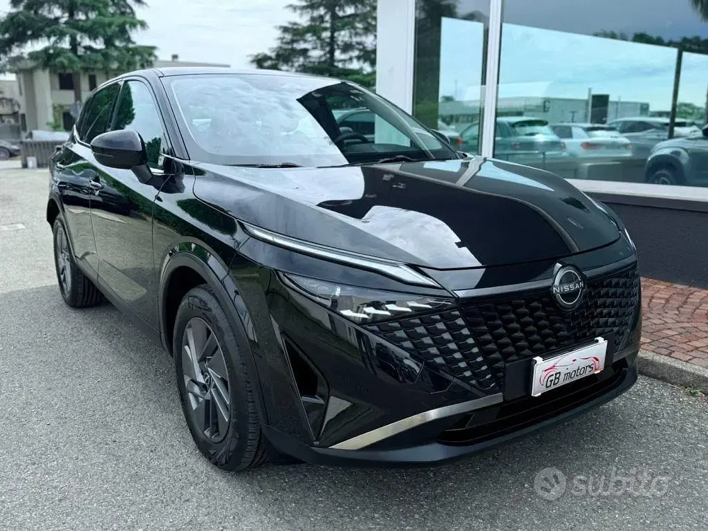 Usata Nissan Qashqai Acenta 140 CV (102 kW) 2025 Nero SUV