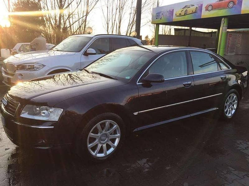 Usata Audi A8 334 CV (245 kW) 2003 Blu/azzurro Berlina