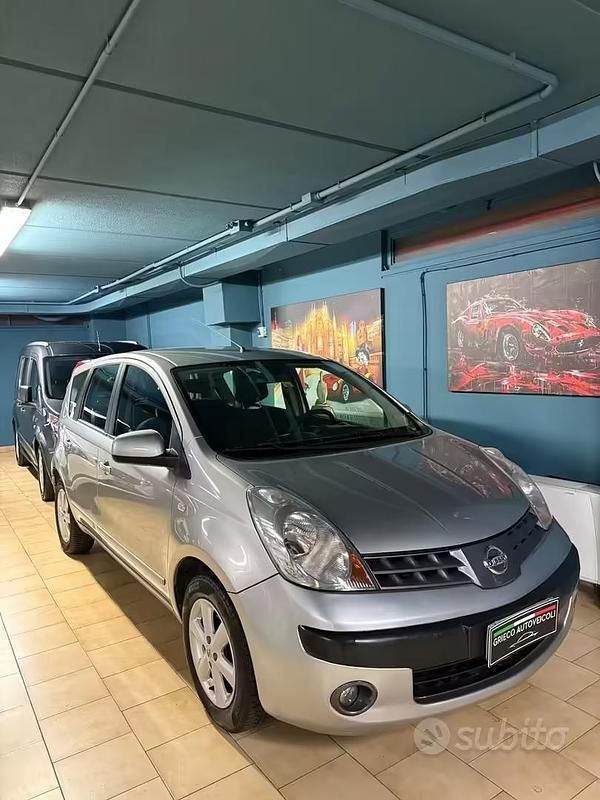 Usata Nissan Note 110 CV (80 kW) 2007 Grigio Utilitaria