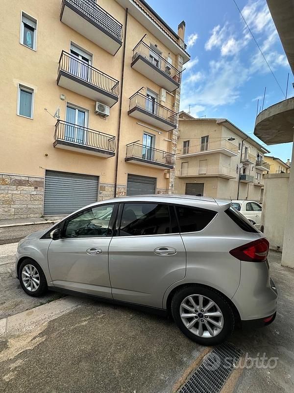 Usata Ford C-MAX 120 CV (88 kW) 2015 Grigio Monovolume