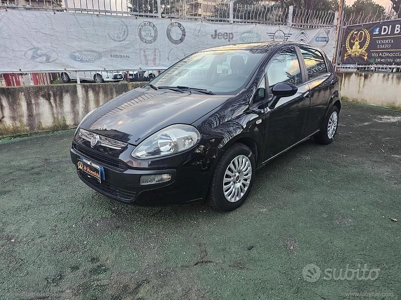 Usata Fiat Punto Evo Dynamic 77 CV (56 kW) 2010 Utilitaria