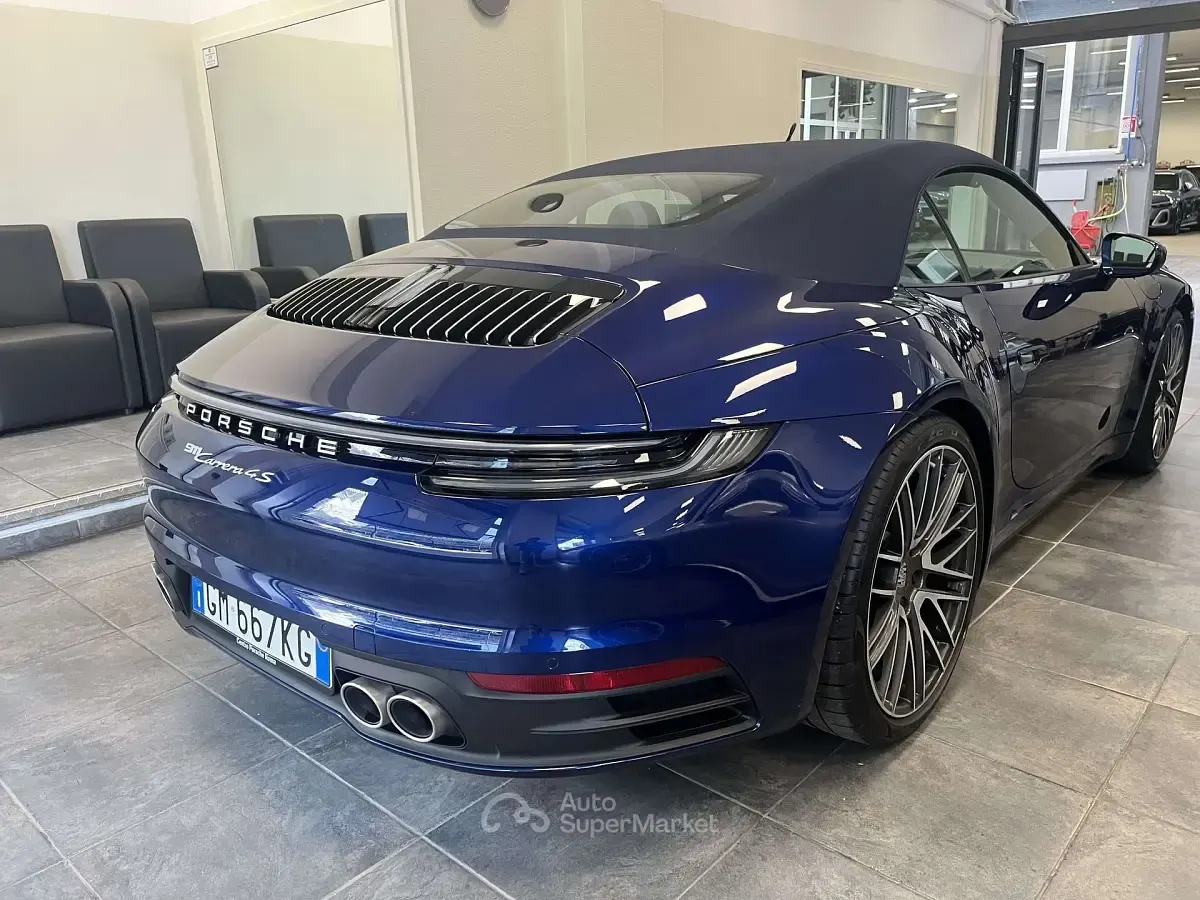 Usata Porsche 911 450 CV (330 kW) 2022 Blu Cabrio