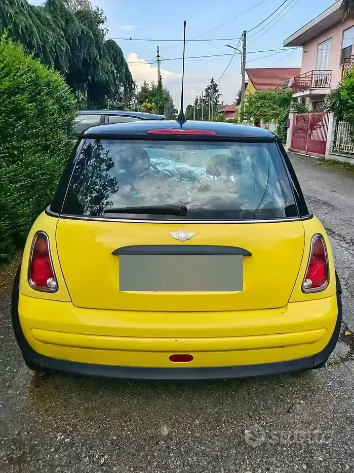 Usata Mini ONE 88 CV (64 kW) 2006 Giallo Utilitaria
