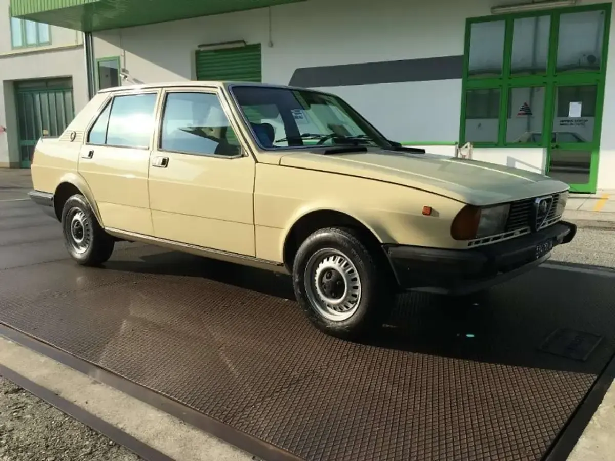 Usata Alfa Romeo Giulietta 109 CV (80 kW) 1979 Other Berlina