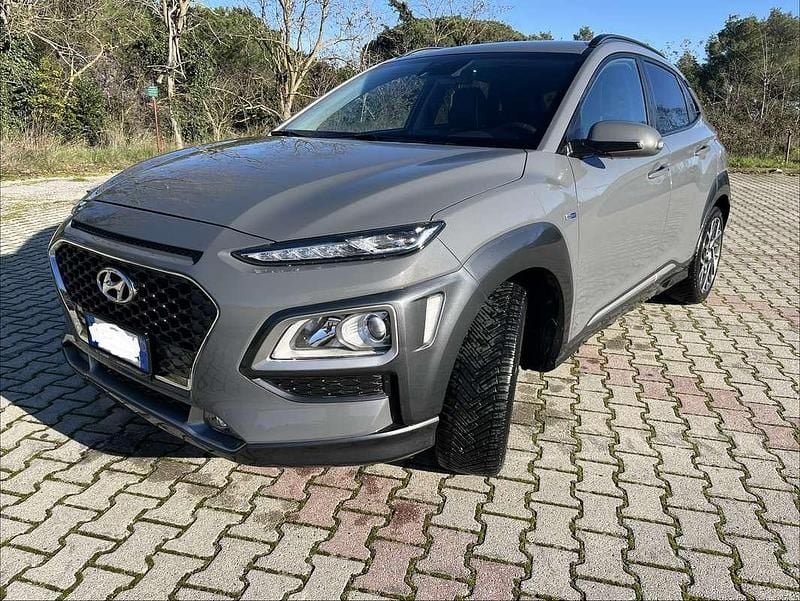 Usata Hyundai Kona XPrime 105 CV (77 kW) 2020 Grigio SUV