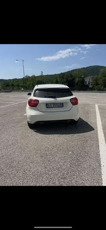 Usata Mercedes A180 109 CV (80 kW) 2014 Utilitaria