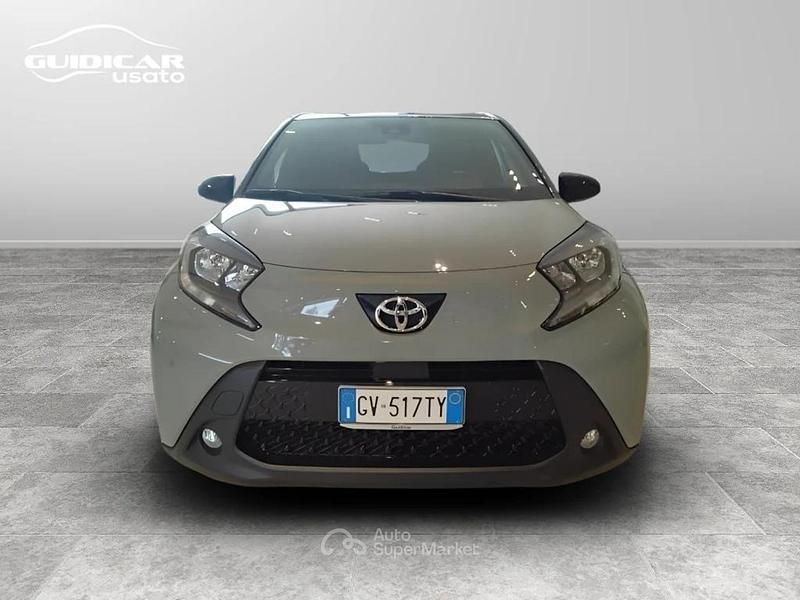 Usata Toyota Aygo X Trend 72 CV (52 kW) 2024 Verde SUV