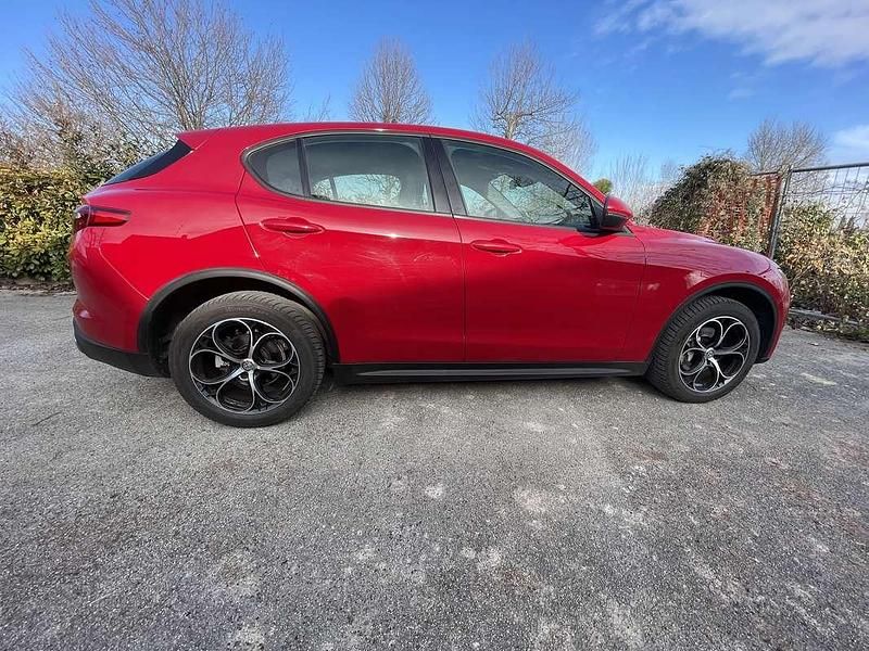 Usata Alfa Romeo Stelvio Business 209 CV (153 kW) 2018 Rosso SUV