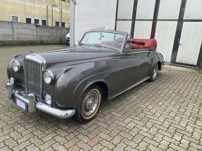 Usato 1957 Bentley S1 4.9 Benzin 231 CV (250.000 €)