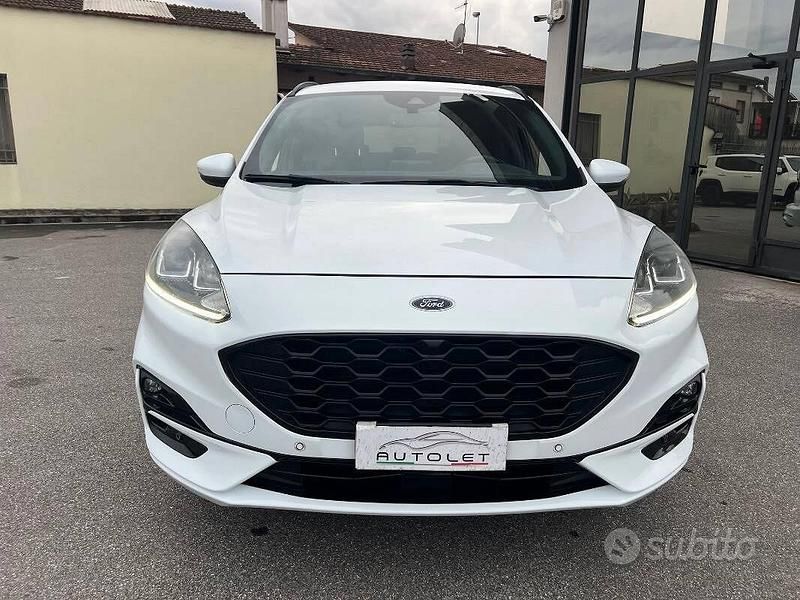 Usata Ford Kuga ST-Line X 120 CV (88 kW) 2021 Bianco SUV