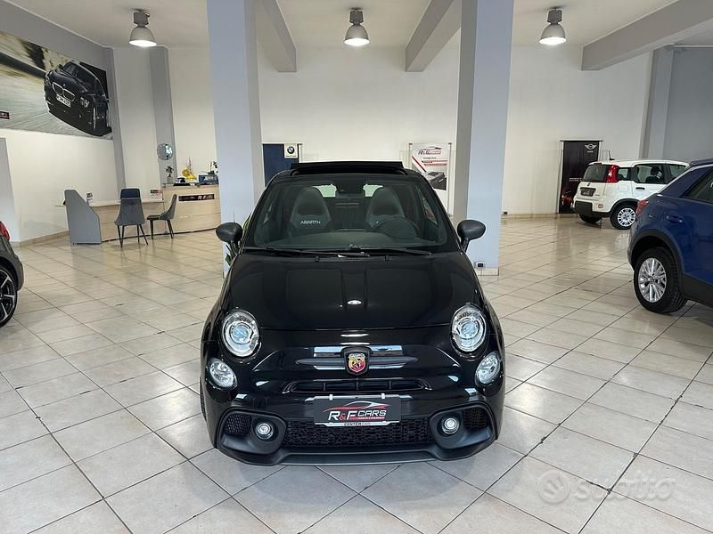 Usata Abarth 595C Competizione 180 CV (132 kW) 2021 Nero Cabrio