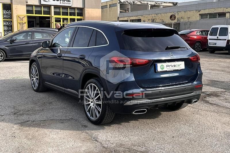Usata Mercedes GLA200 Premium 150 CV (110 kW) 2023 Blu SUV