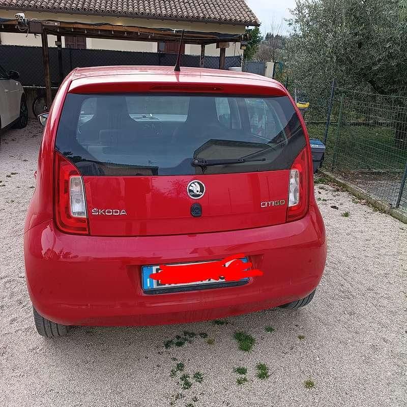 Usata Skoda Citigo G-TEC Elegance 68 CV (50 kW) 2014 Rosso Utilitaria