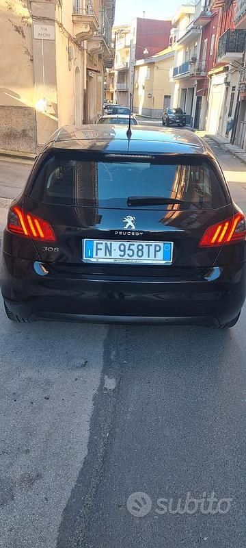 Usata Peugeot 308 131 CV (96 kW) 2018 Nero Berlina