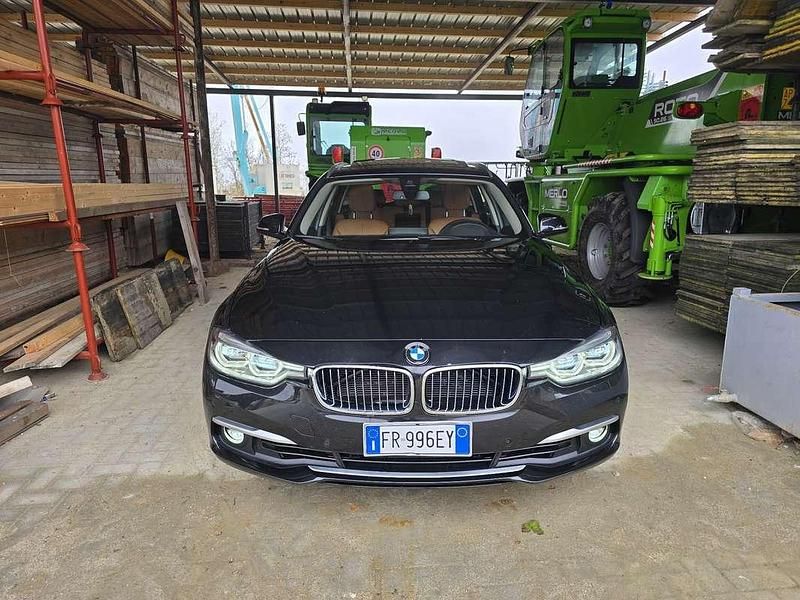 Nero Usata 2018 BMW 330 Sport Line Station wagon | 33.500 € (Buon prezzo) - Immagine 1/4