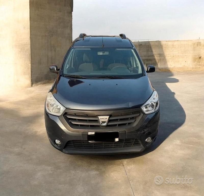 Usata Dacia Dokker 90 CV (66 kW) 2013 Blu Monovolume